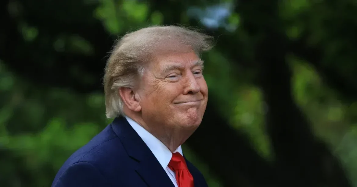 Fehér Ház indította el a Trump TV YouTube-csatornát újságírók kitiltása után