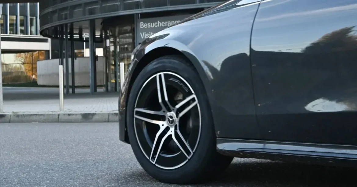 Jelentősen csökkenti a Mercedes németországi munkaerőköltségeit