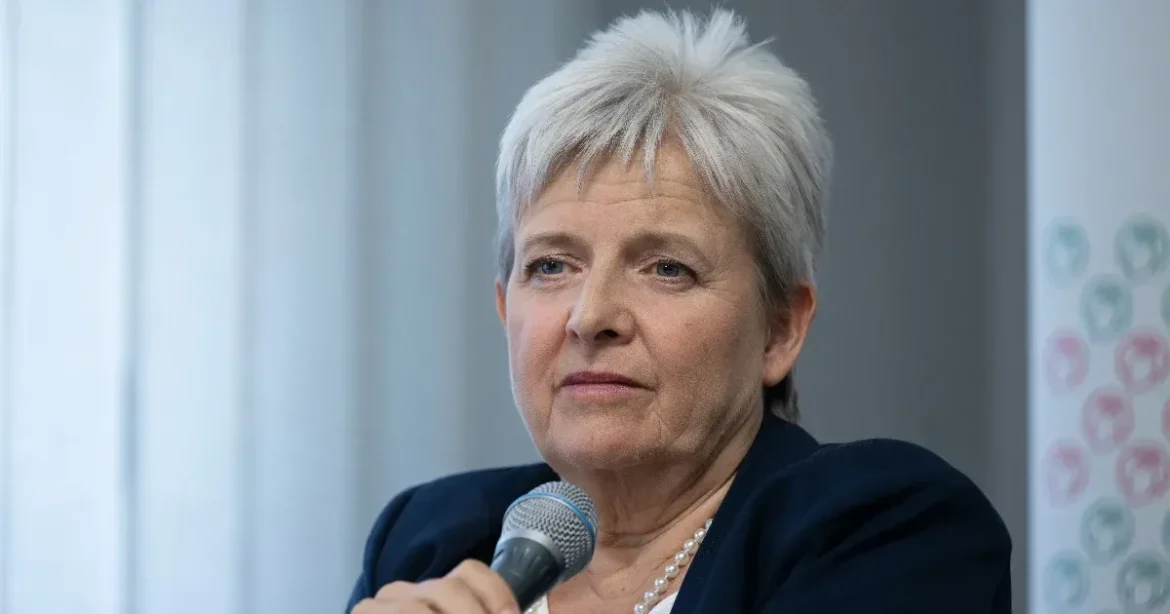 Lannert Judit: Bármennyit támadhatnak, kibírom