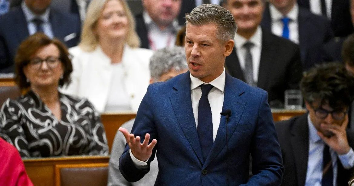 Magyar Péter nem árulja el, kik vezetik a kabineteket
