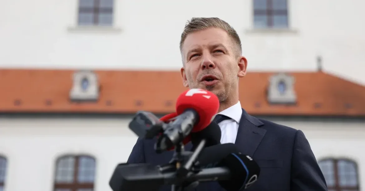 Magyar Péter Szolnokon folytatja országjárását