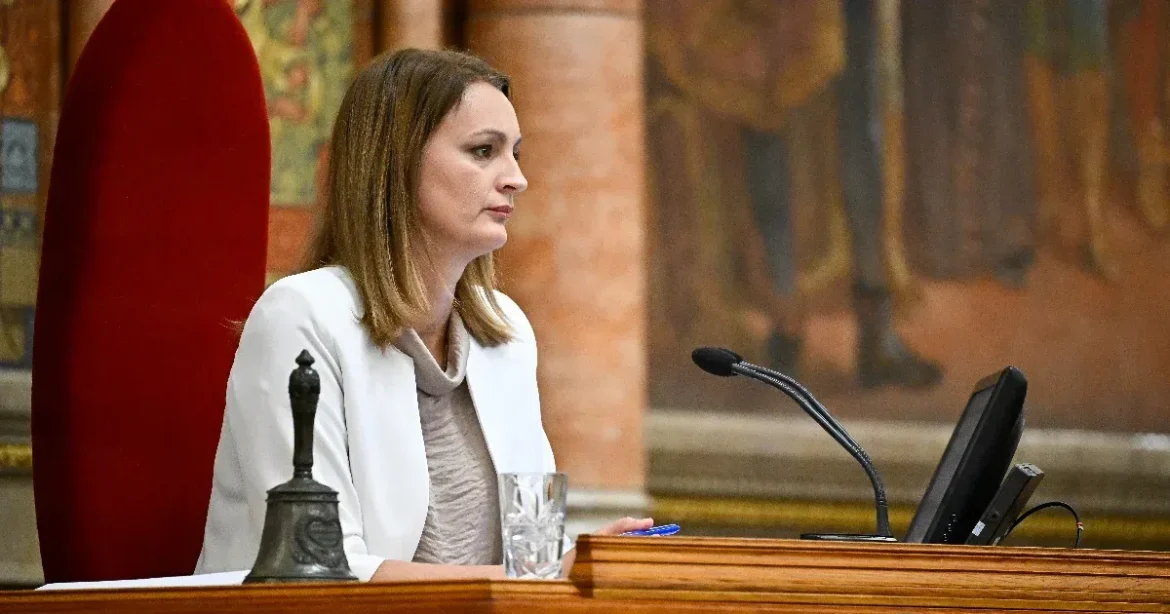 Nem lehet búvóhely az ország háza, a nemzet háza