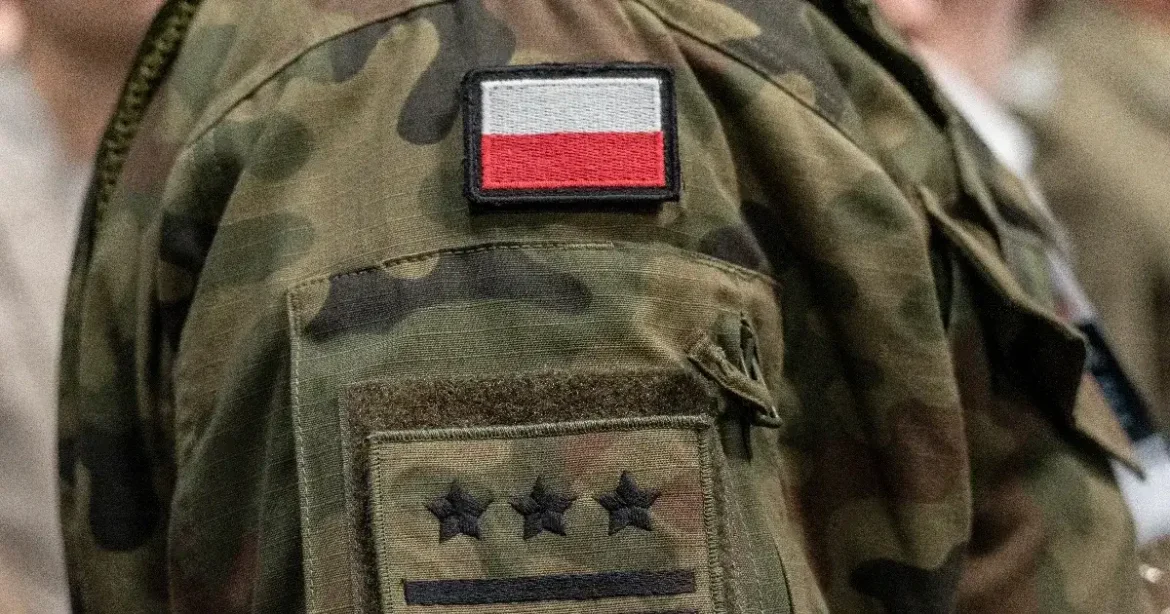 Szerdán leállt a forgalom két lengyel repülőtéren a légierő akciója miatt