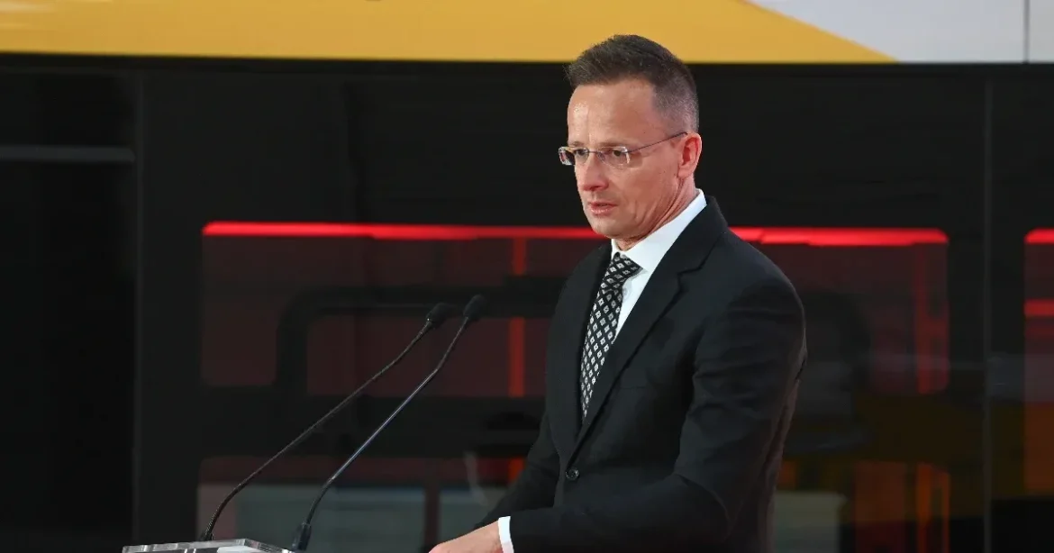 Szijjártó Péter: Fontos tárgyalásokat folytatok a Közel-Keleten